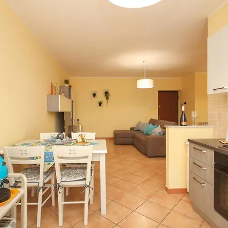 Elias Apartment