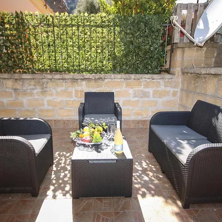 Apartment Elias Santa Flavia